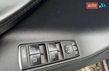 Лифтбек Tesla Model S 2014 в 