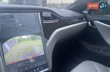 Лифтбек Tesla Model S 2014 в 