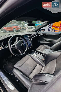 Лифтбек Tesla Model S 2018 в 