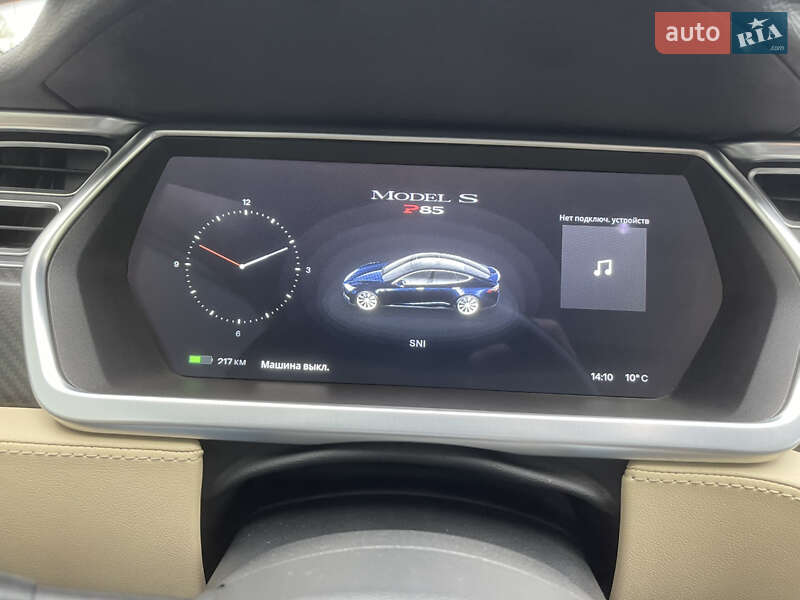 Лифтбек Tesla Model S 2014 в Виннице