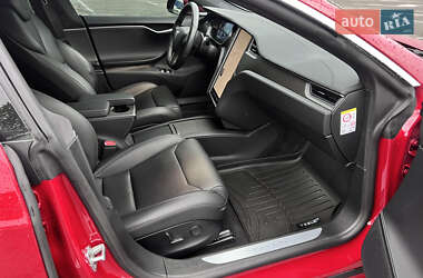 Лифтбек Tesla Model S 2019 в 