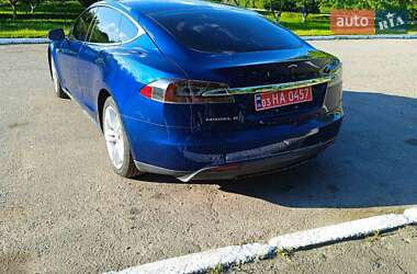 Лифтбек Tesla Model S 2016 в 