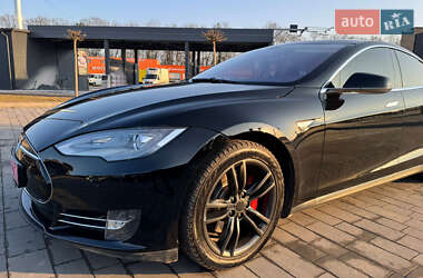 Лифтбек Tesla Model S 2013 в 
