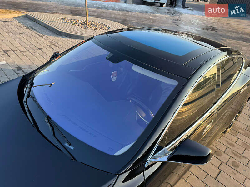 Ліфтбек Tesla Model S 2013 в Луцьку