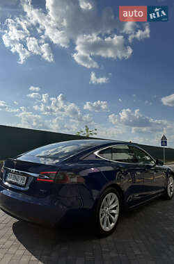 Ліфтбек Tesla Model S 2018 в 