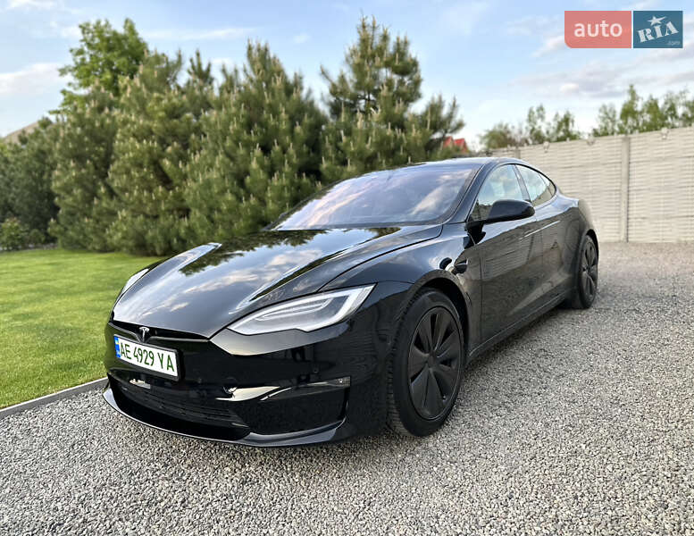 Лифтбек Tesla Model S 2021 в 