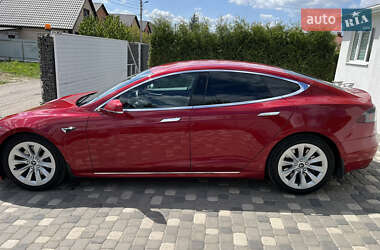 Лифтбек Tesla Model S 2017 в 