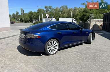 Лифтбек Tesla Model S 2016 в Днепре