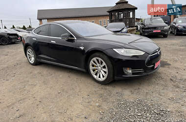 Ліфтбек Tesla Model S 2015 в Луцьку