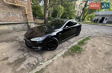 Ліфтбек Tesla Model S 2014 в 