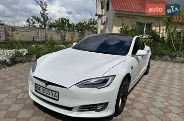 Лифтбек Tesla Model S 2020 в Южноукраинске