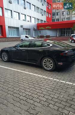 Лифтбек Tesla Model S 2018 в 