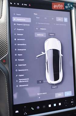 Ліфтбек Tesla Model S 2019 в 