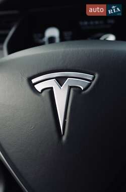 Ліфтбек Tesla Model S 2019 в 