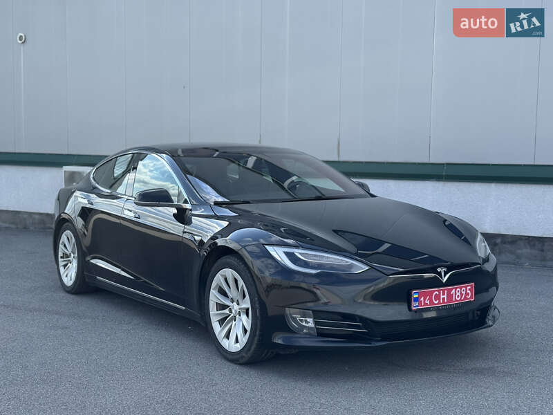 Tesla Model S 2017