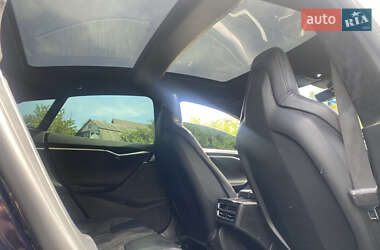 Лифтбек Tesla Model S 2014 в 