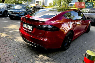 Лифтбек Tesla Model S 2014 в 