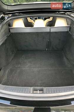 Лифтбек Tesla Model S 2016 в 