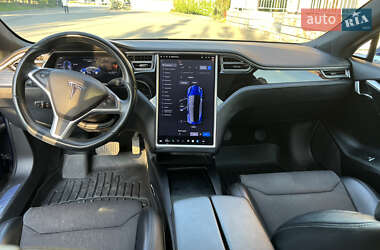 Лифтбек Tesla Model S 2017 в 