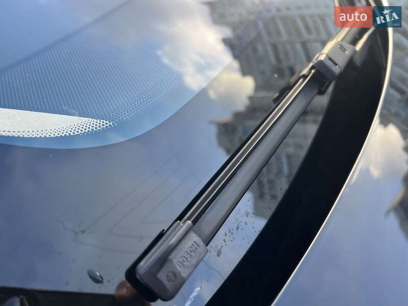 Лифтбек Tesla Model S 2016 в Черноморске