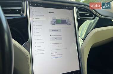 Лифтбек Tesla Model S 2016 в 