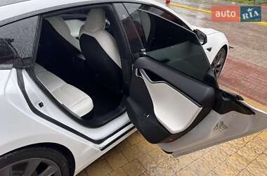 Лифтбек Tesla Model S 2020 в Львове