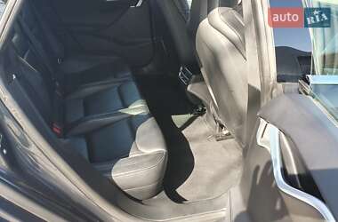 Лифтбек Tesla Model S 2015 в 