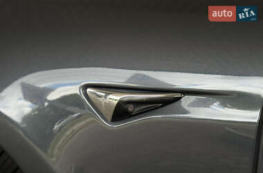 Ліфтбек Tesla Model S 2018 в 