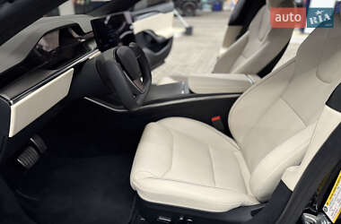 Ліфтбек Tesla Model S 2022 в 