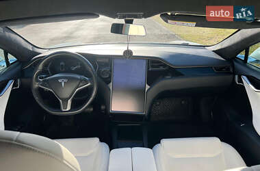 Лифтбек Tesla Model S 2020 в 