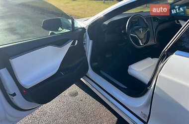 Лифтбек Tesla Model S 2020 в 