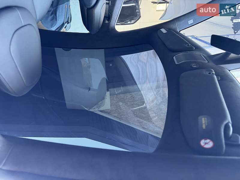 Лифтбек Tesla Model S 2017 в Владимире