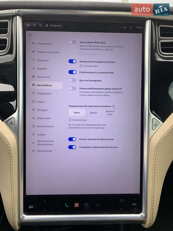 Лифтбек Tesla Model S 2015 в Львове