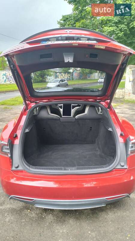Лифтбек Tesla Model S 2015 в Львове фото 4 Лифтбек Tesla Model S 2015 в Львове