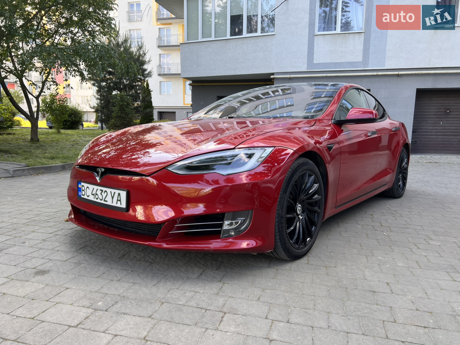 2020 Tesla Model S - фото 1