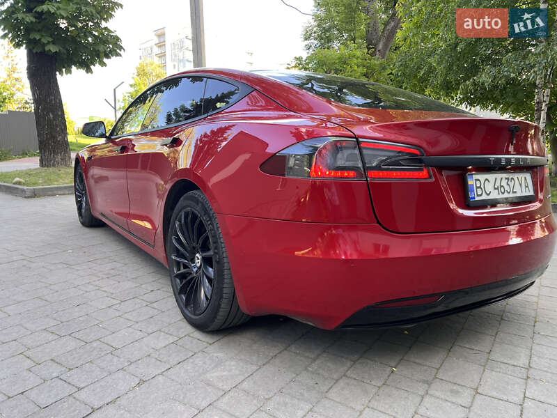Лифтбек Tesla Model S 2020 в Ивано-Франковске