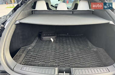 Лифтбек Tesla Model S 2018 в 