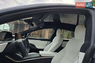 Ліфтбек Tesla Model S 2021 в 