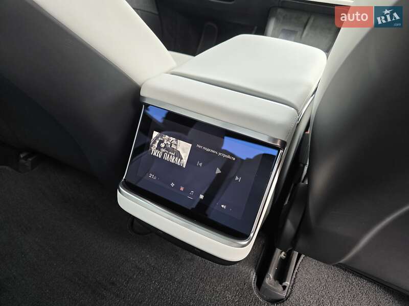 Ліфтбек Tesla Model S 2021 в Мукачевому