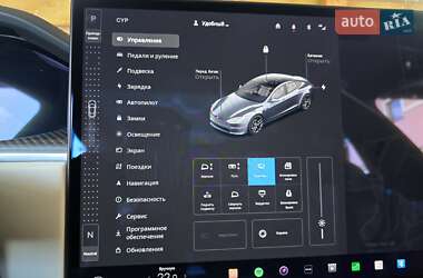 Ліфтбек Tesla Model S 2021 в 