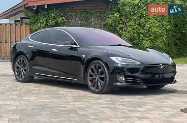 Лифтбек Tesla Model S 2019 в 