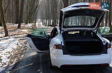Ліфтбек Tesla Model S 2016 в 