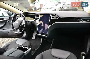 Лифтбек Tesla Model S 2014 в 