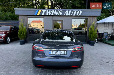 Ліфтбек Tesla Model S 2018 в 