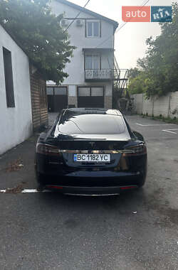 Лифтбек Tesla Model S 2015 в Харькове