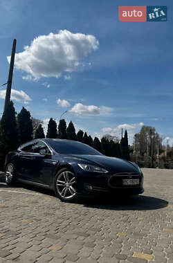 Лифтбек Tesla Model S 2015 в Харькове
