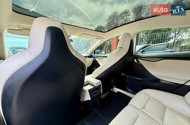 Лифтбек Tesla Model S 2019 в 