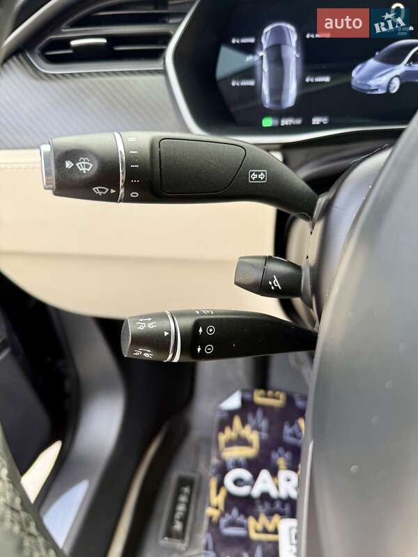 Лифтбек Tesla Model S 2019 в Одессе