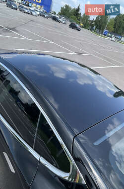 Лифтбек Tesla Model S 2014 в 