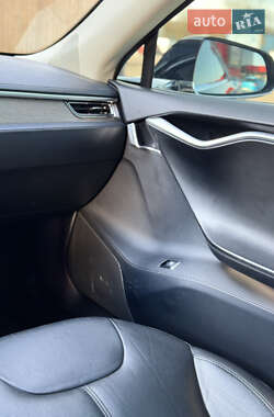 Ліфтбек Tesla Model S 2012 в 